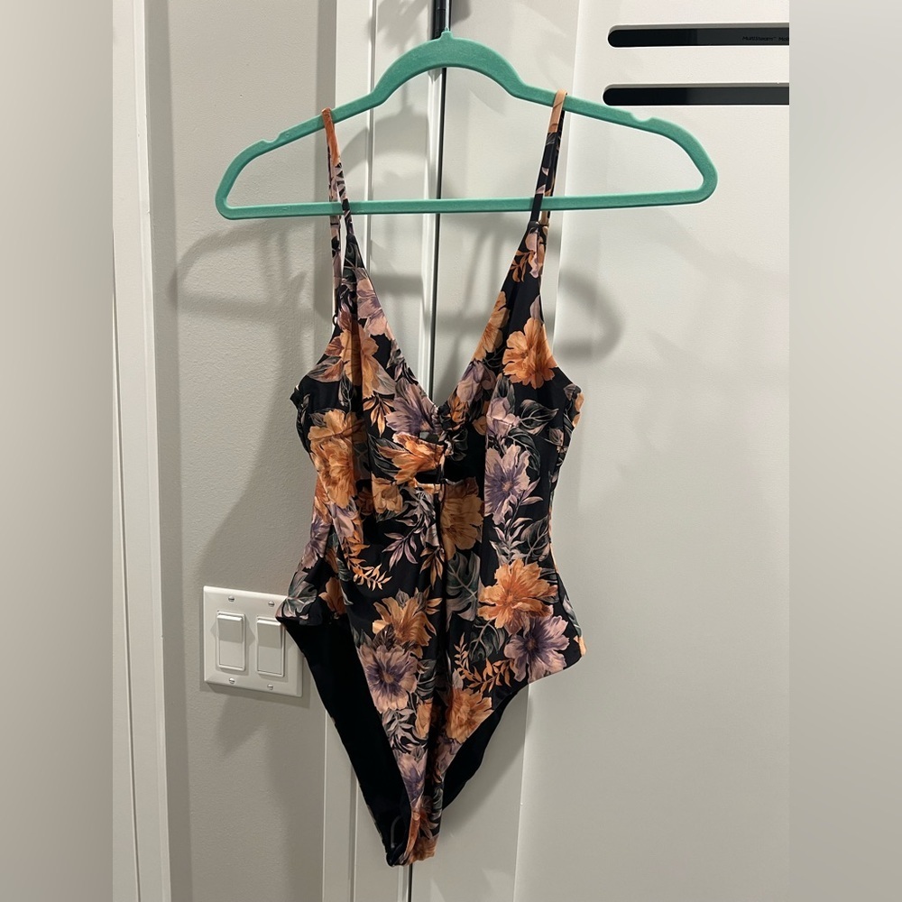 L*Space NWOT Topanga One-Piece Swimsuit Size 12 - Picture 8 of 8